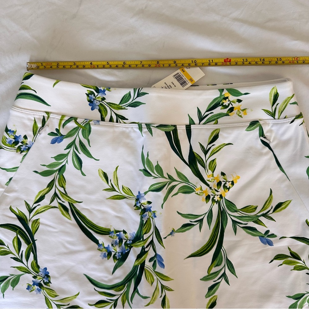 NEW Tommy Bahama Floral Mini Skirt Skort in White, Green and Blue. Medium. Golf - Picture 5 of 12